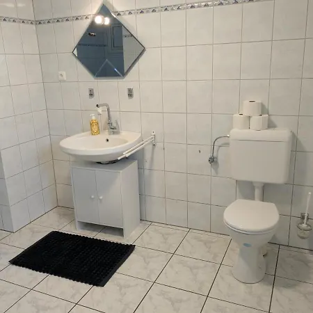 Monteurhaus Westertweute Mit Wintergarten Apartmán